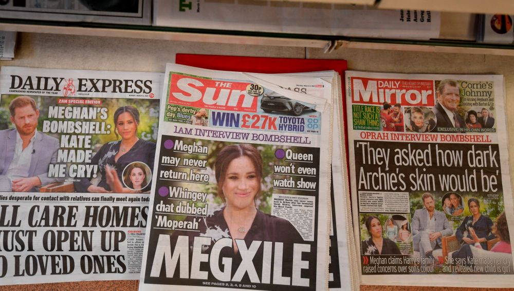 Titulares de la entrevista de Harry y Meghan en la prensa británica.