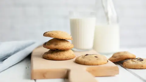 Leche con galletas Leche con galletas