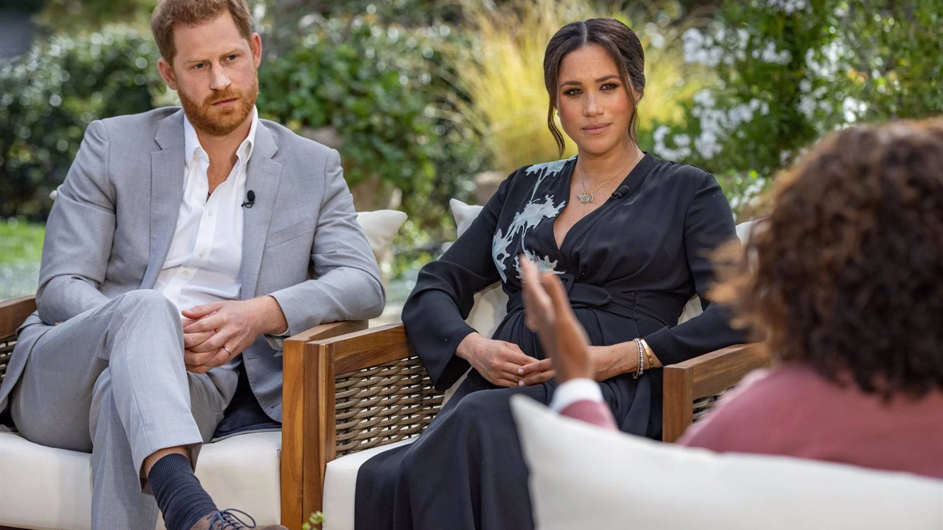 El príncipe Harry y Meghan Markle durante la entrevista con Oprah Winfrey 