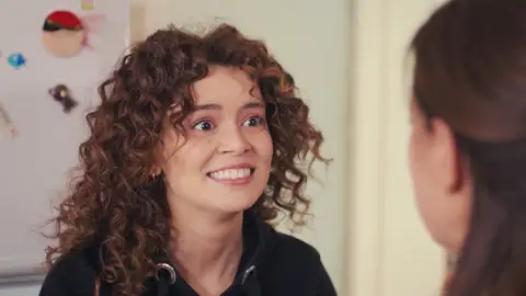 Avance de ‘Mujer’: ¿Acabará en boda? Sirin ya piensa en matrimonio con Emre Avance de ‘Mujer’: ¿Acabará en boda? Sirin ya piensa en matrimonio con Emre
