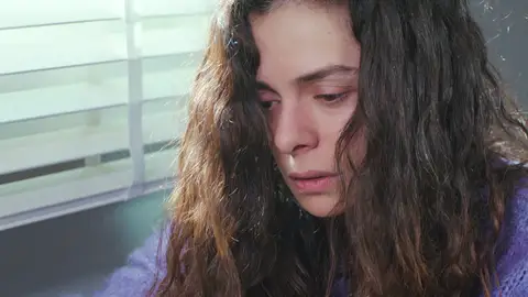 Nezir presiona a Bahar con un inquietante regalo: ella es la elegida Nezir presiona a Bahar con un inquietante regalo: ella es la elegida