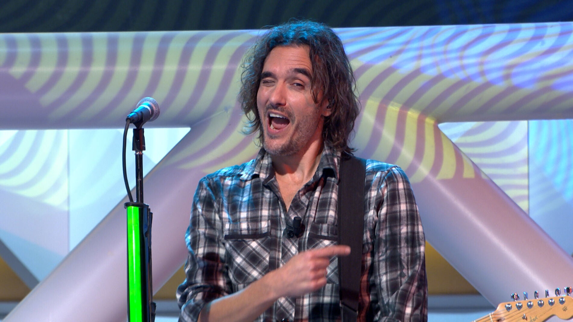 Jorge Fern&aacute;ndez elogia a la banda tras una dif&iacute;cil canci&oacute;n: &ldquo;&iexcl;C&oacute;mo mol&aacute;is!&rdquo;