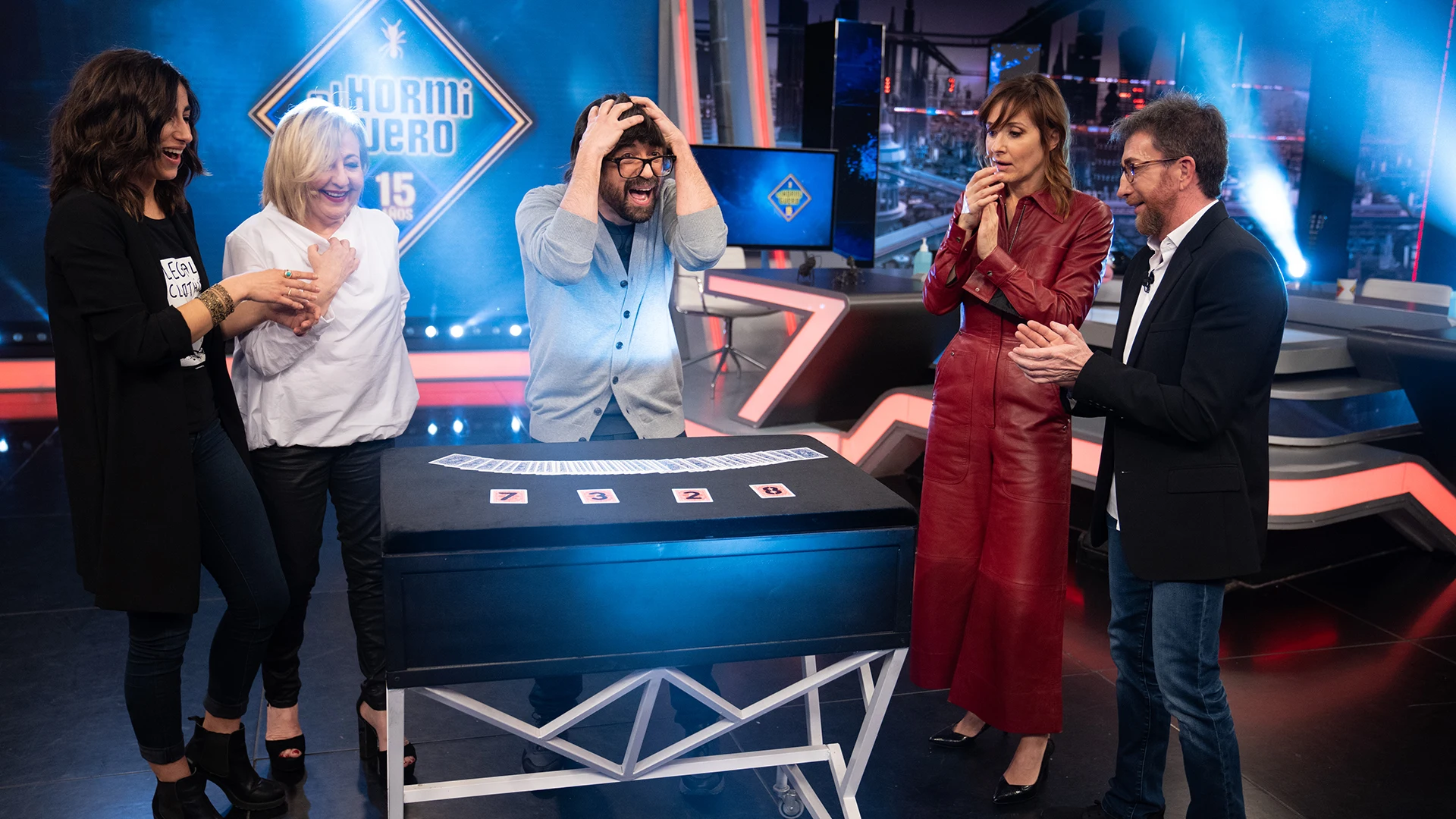 Luis Piedrahita realiza un habilidoso truco de magia: "Os recomiendo sujetaros la cabeza que puede que os explote" Luis Piedrahita realiza un habilidoso truco de magia: "Os recomiendo sujetaros la cabeza que puede que os explote"