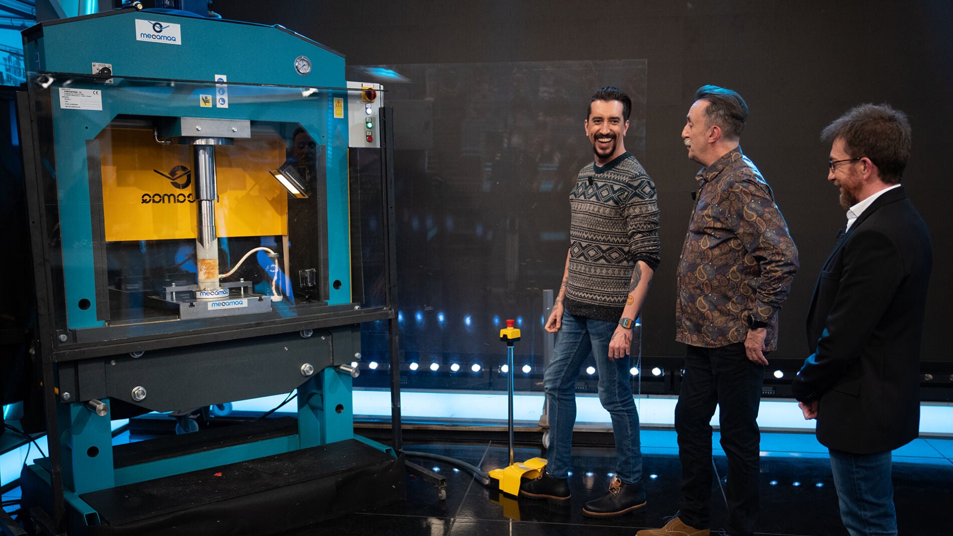 La prensa hidráulica le trae algunos recuerdos a Santi Rodríguez