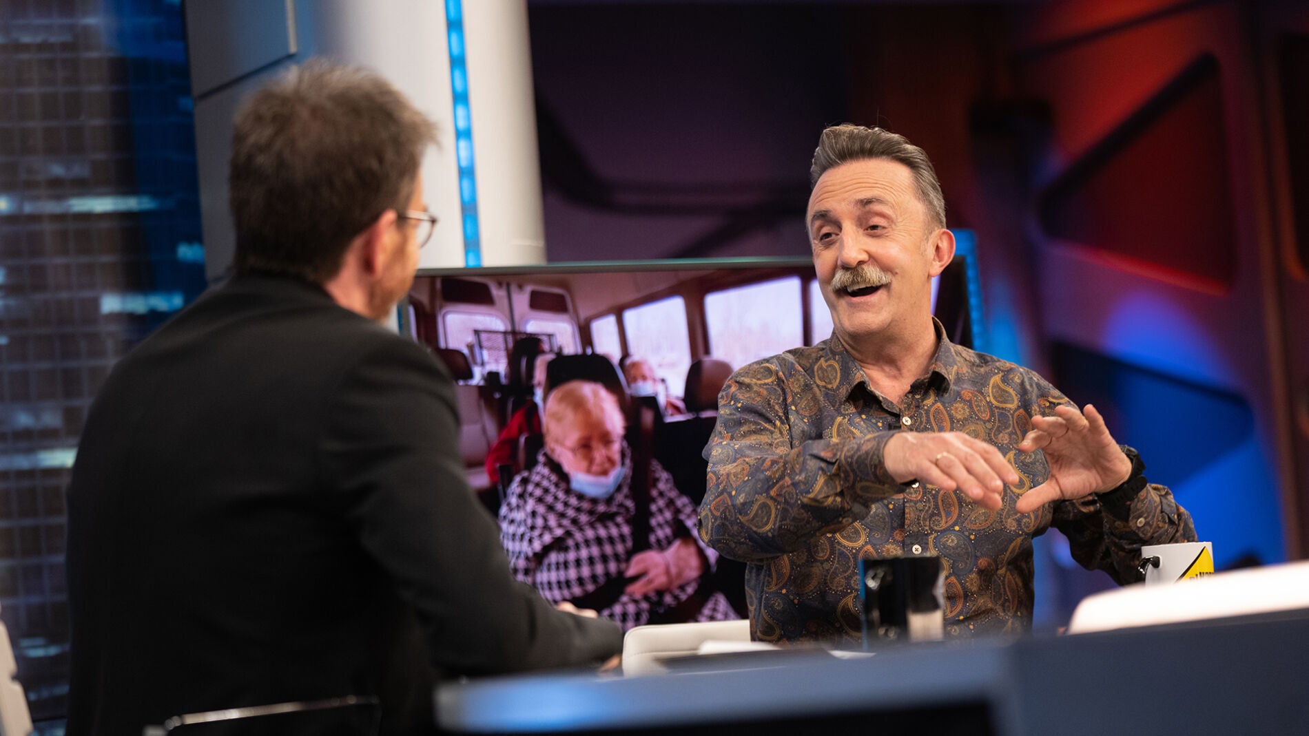 Santi Rodr&iacute;guez explica el bonito objetivo de su &uacute;ltima obra: "Si no cuidamos de nuestros mayores, nada tiene sentido"