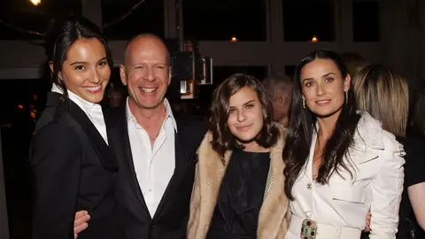 Demi Moore, su hija Tallulah, Bruce Willis y su mujer Emma Heming Demi Moore, su hija Tallulah, Bruce Willis y su mujer Emma Heming