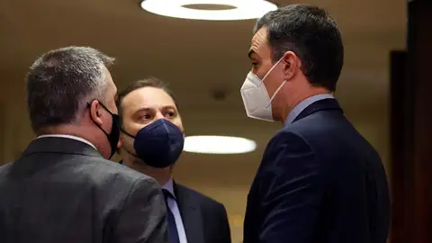 Así se fraguó durante 3 semanas desde Moncloa la moción de censura en Murcia que desencadenó un terremoto político Así se fraguó durante 3 semanas desde Moncloa la moción de censura en Murcia que desencadenó un terremoto político
