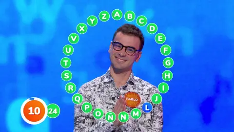 Roberto Leal se rocía gel hidroalcohólico al ver a Pablo a una del bote de ‘Pasapalabra’ Roberto Leal se rocía gel hidroalcohólico al ver a Pablo a una del bote de ‘Pasapalabra’