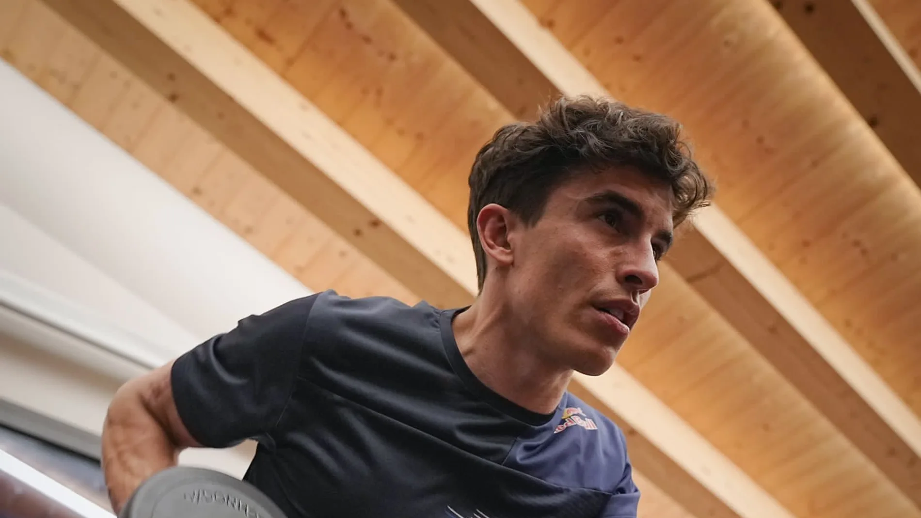Marc Márquez pasa con nota la revisión médica y ya tiene permiso para subirse a la moto Marc Márquez pasa con nota la revisión médica y ya tiene permiso para subirse a la moto