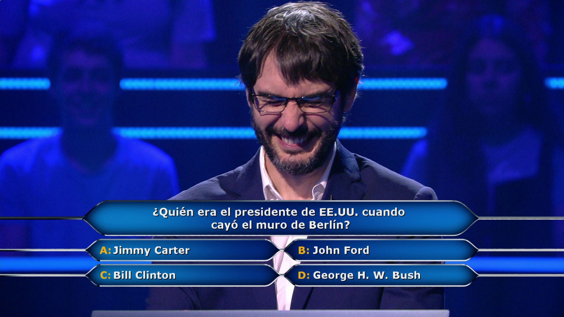 La ir&oacute;nica &lsquo;pulla&rsquo; de Antonio Resines a Juanra Bonet: &ldquo;Ha venido graciosillo el presentador&rdquo;