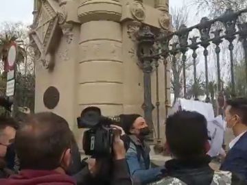 Vox irrumpe en el Parlament catalán con una alianza en contra del partido de Santiago Abascal