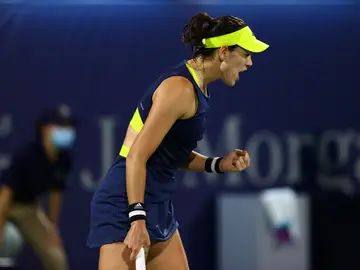 Muguruza celebra su victoria en la final de Dubái Muguruza celebra su victoria en la final de Dubái