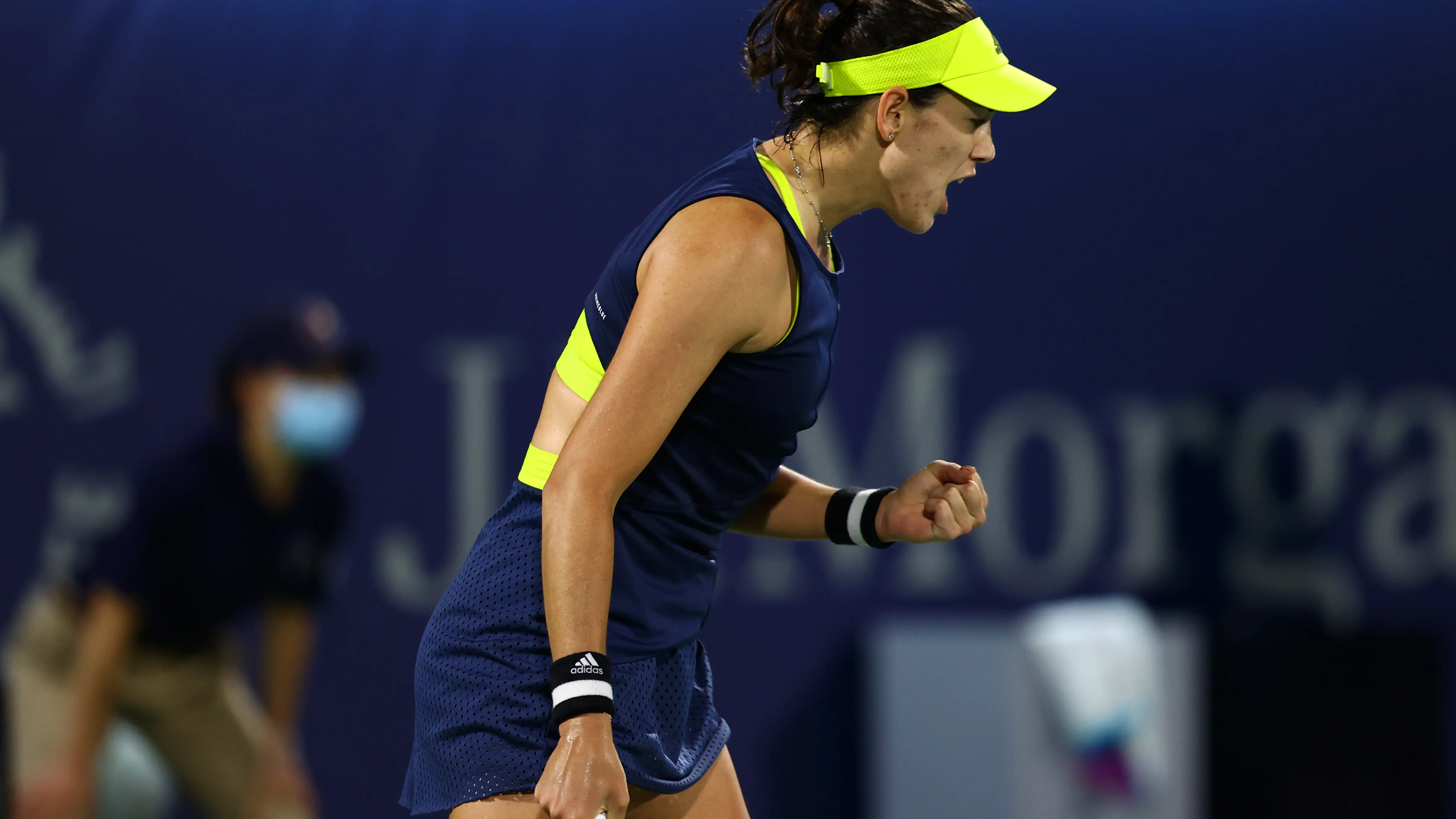 Muguruza celebra su victoria en la final de Dubái Muguruza celebra su victoria en la final de Dubái