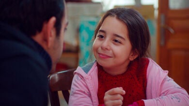 El maquiavélico plan de Cemal y Asu no siembra dudas en el amor de Öykü hacía Demir
