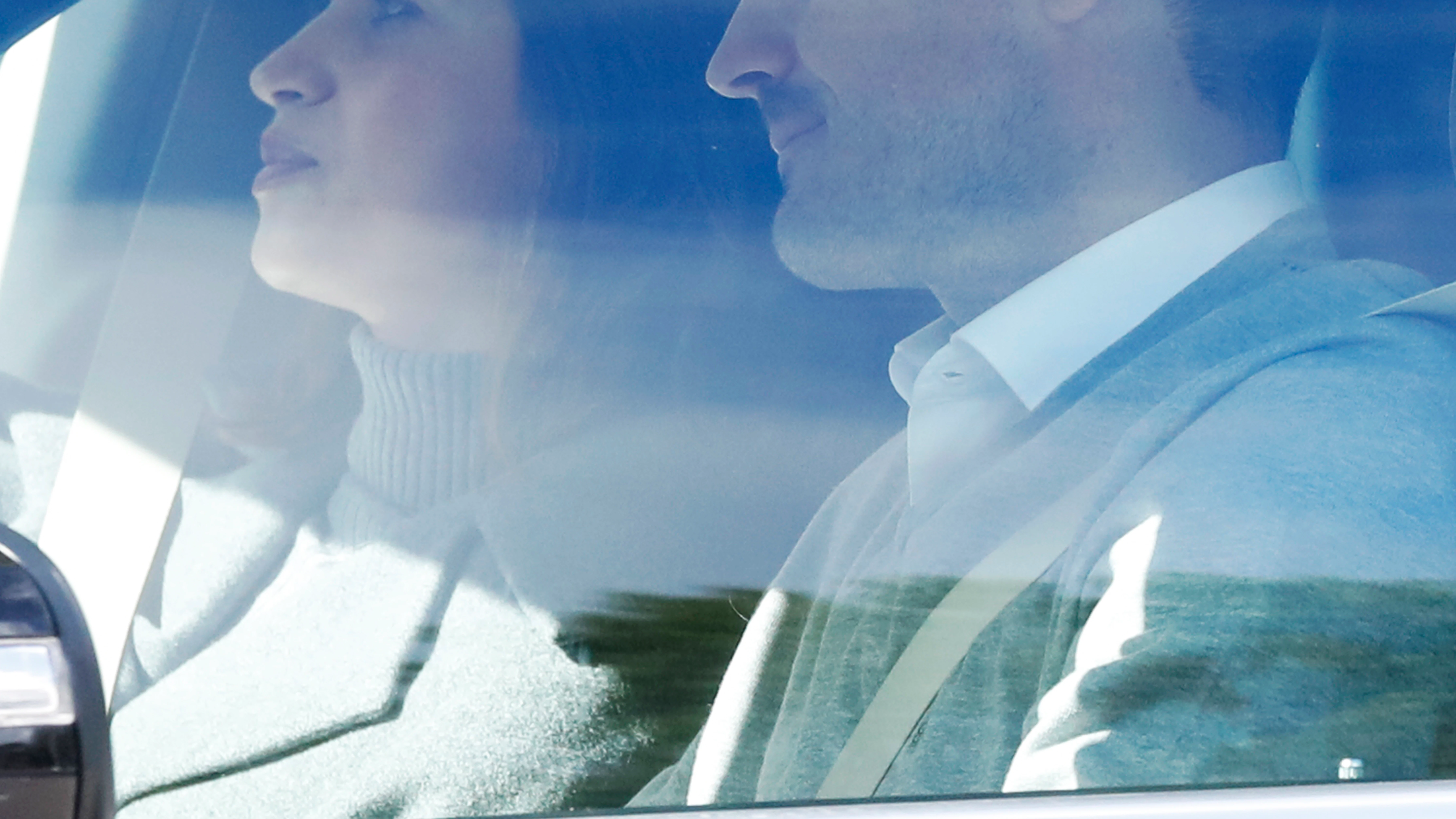 Sara Carbonero e Iker Casillas en el coche