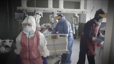 Los sanitarios recuerdan cómo fueron los primeros días de la pandemia del coronavirus: "Era la guerra" Los sanitarios recuerdan cómo fueron los primeros días de la pandemia del coronavirus: "Era la guerra"