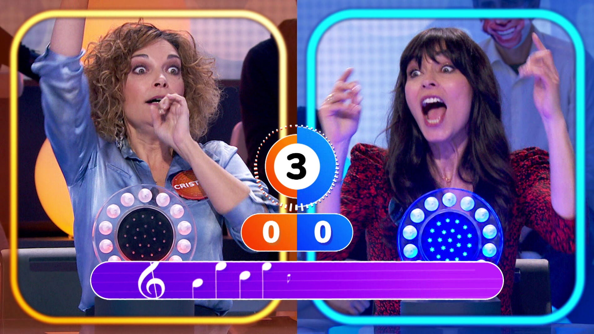 Cristina Plazas y Marta Fernández, unas ‘chicas guerreras’ acertando el tema de ‘La Pista’