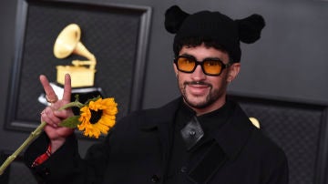 Bad Bunny durante los Grammys 2021