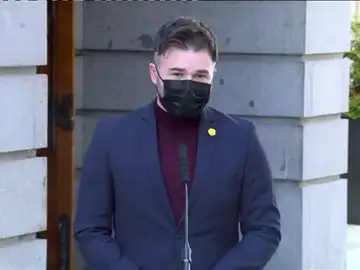 Rufián recuerda, tras la marcha de Iglesias del Gobierno, que nunca han necesitado "un tutor" y admite que en política hay un exceso de "testosterona" Rufián recuerda, tras la marcha de Iglesias del Gobierno, que nunca han necesitado "un tutor" y admite que en política hay un exceso de "testosterona"