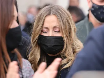 Verónica Romero en el entierro de Álex Casademunt Verónica Romero en el entierro de Álex Casademunt