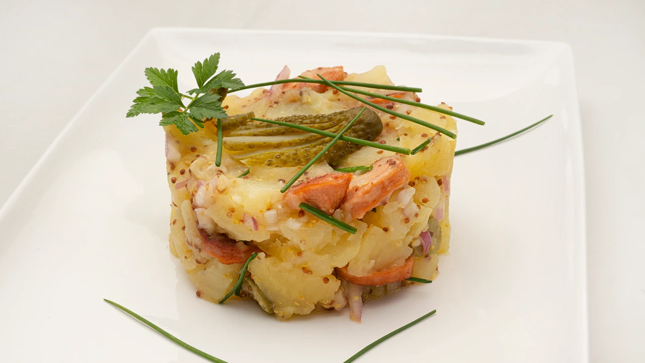 La receta de ensalada alemana de patata, de Arguiñano ... image of La receta de ensalada alemana de patata, de Arguiñano ...