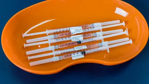 Hospitales españoles buscan niños y adolescentes para que participen en los ensayos de la vacuna del coronavirus Hospitales españoles buscan niños y adolescentes para que participen en los ensayos de la vacuna del coronavirus