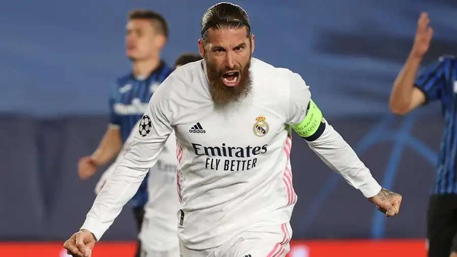 Sergio Ramos celebra su gol ante Atalanta Benzema y Sergio Ramos tumban a la Atalanta para certificar el pase del Real Madrid a cuartos de la Champions
