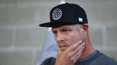 Salen a la luz las cartas de acoso al surfista Mick Fanning: 
