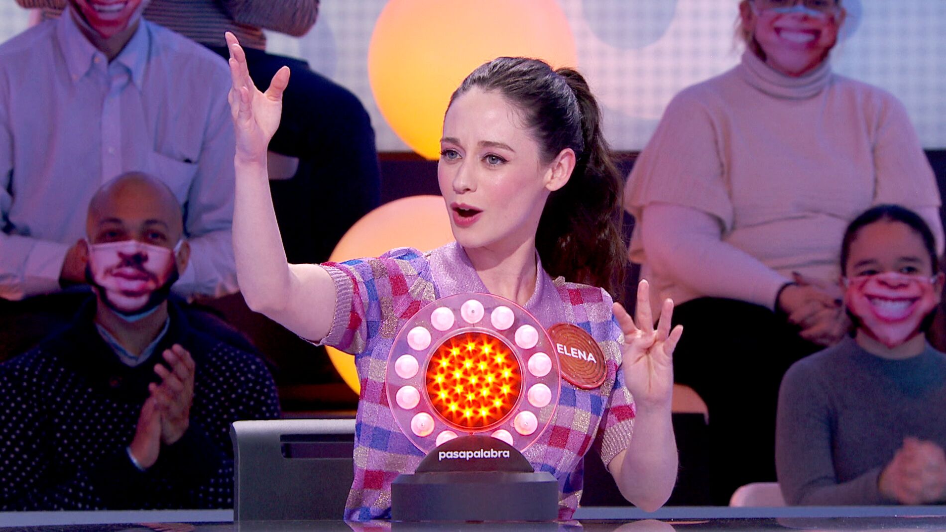 La voz de Elena Rivera sorprende en ‘La Pista’: “Empecé cantando en ‘Menudas estrellas’” 