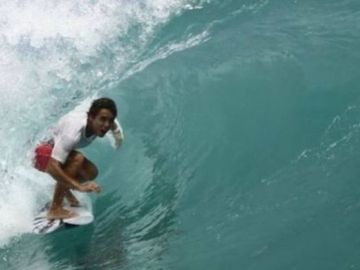 Muere Pedro Tanaka, gran promesa del surf de 23 años, ahogado mientras practicaba pesca submarina