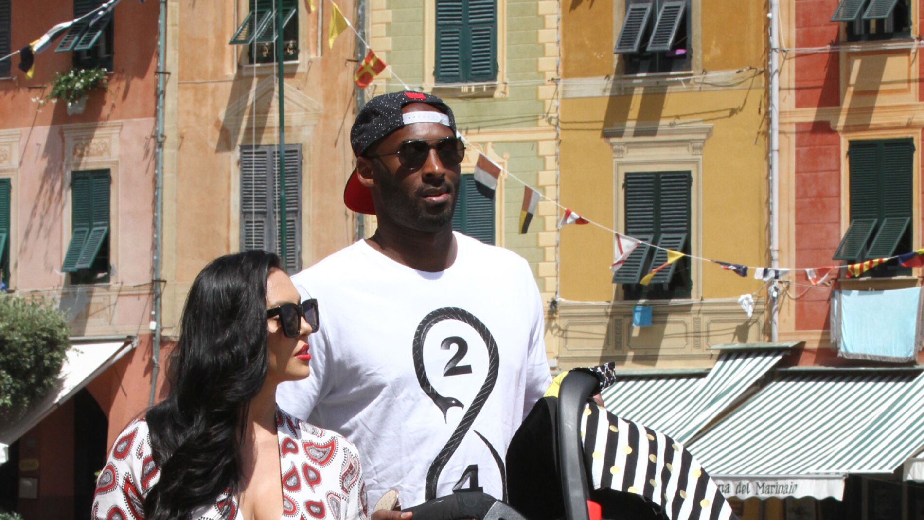 Vanessa Bryant y Kobe Bryant en Portofino