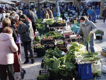 El ahorro de los hogares se disparó al 14,8 % en 2020 por la pandemia de coronavirus