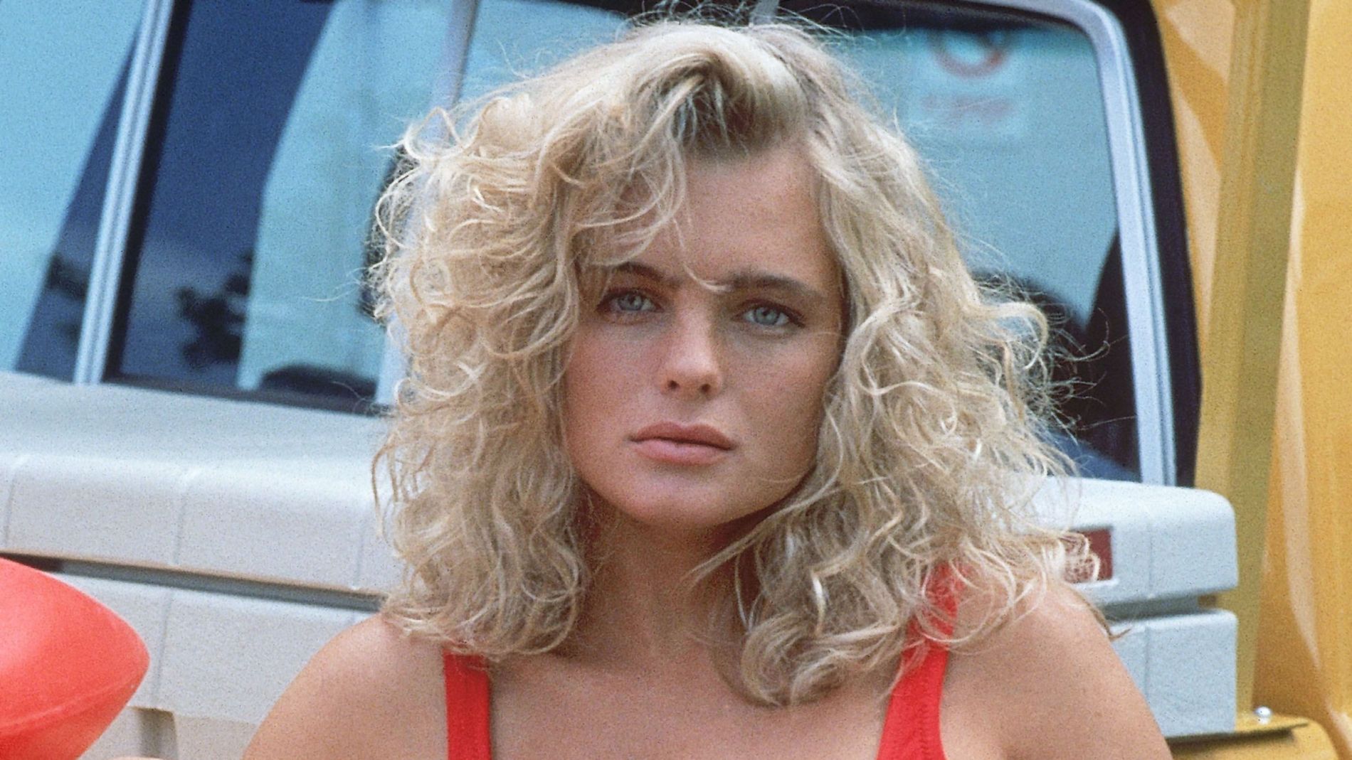Erika Eleniak en 'Los vigilantes de la playa'