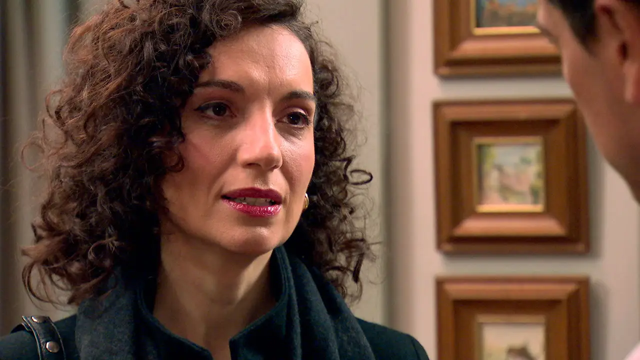 Avance ‘Amar es para siempre’: Estefanía, a Abel: “Yo cogí los viales de tu consulta”