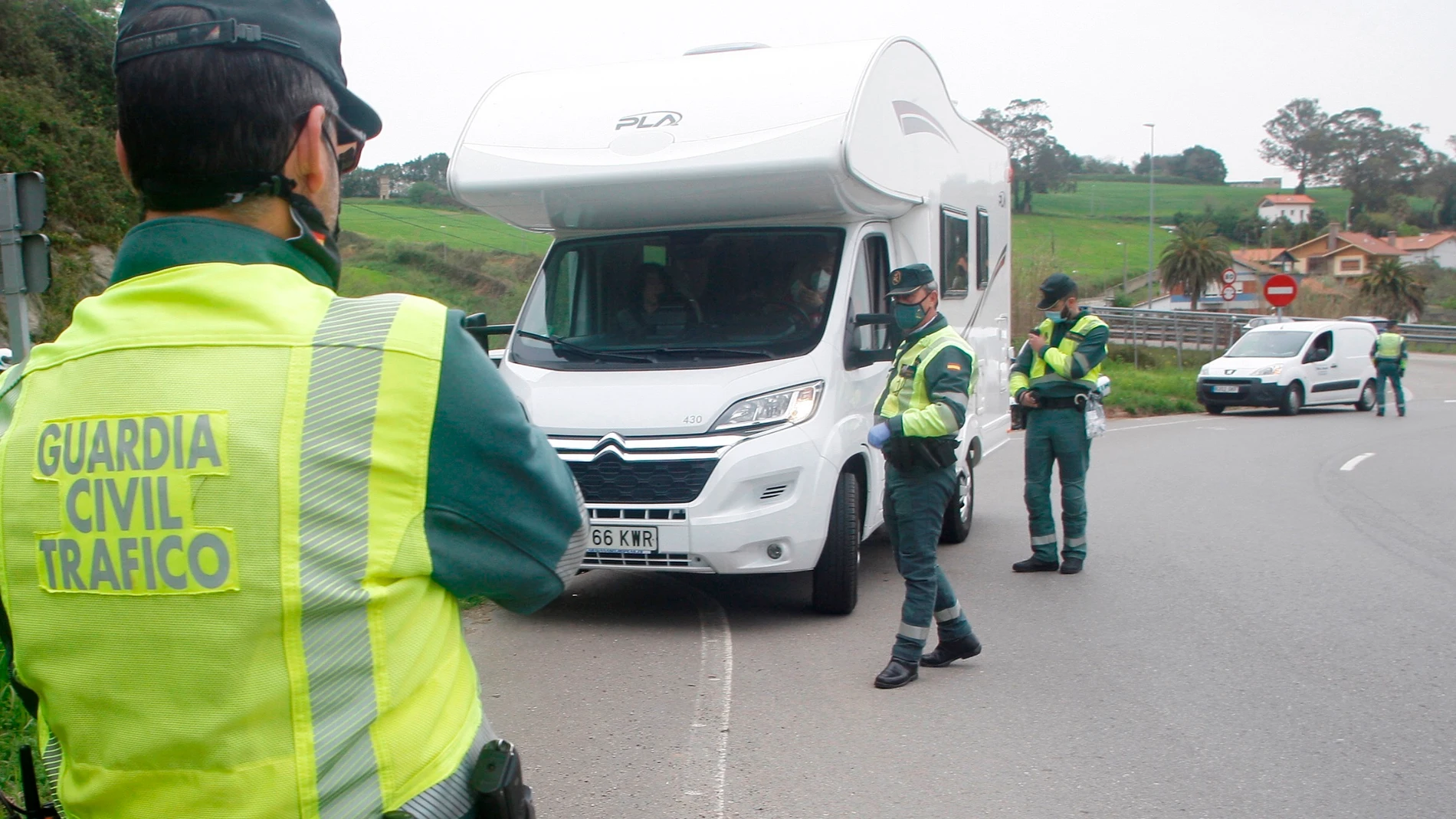 La guardia Civil de Tráfico La guardia Civil de Tráfico