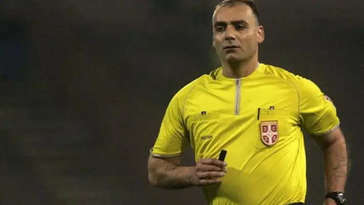 Condenan a un árbitro a 15 meses de cárcel por favorecer a un equipo en Serbia Condenan a un árbitro a 15 meses de cárcel por favorecer a un equipo en Serbia
