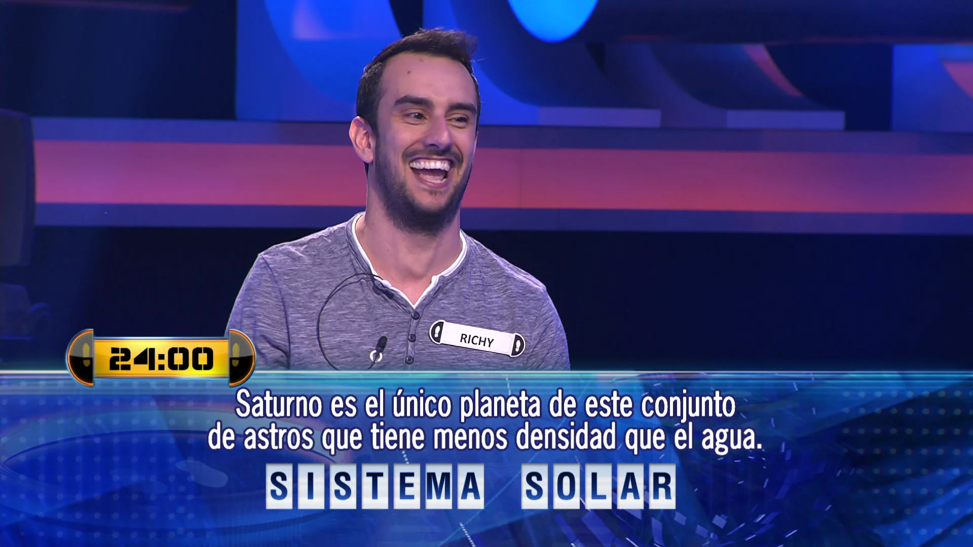 ¡Misión cumplida! Richy consigue su objetivo de acertar la primera pregunta de ‘¡Ahora caigo!’