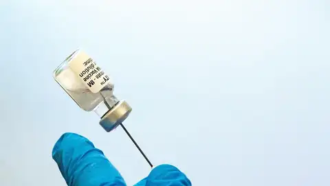 Pfizer anuncia que su vacuna es 100% efectiva contra la variante sudafricana de coronavirus Pfizer anuncia que su vacuna es 100% efectiva contra la variante sudafricana de coronavirus