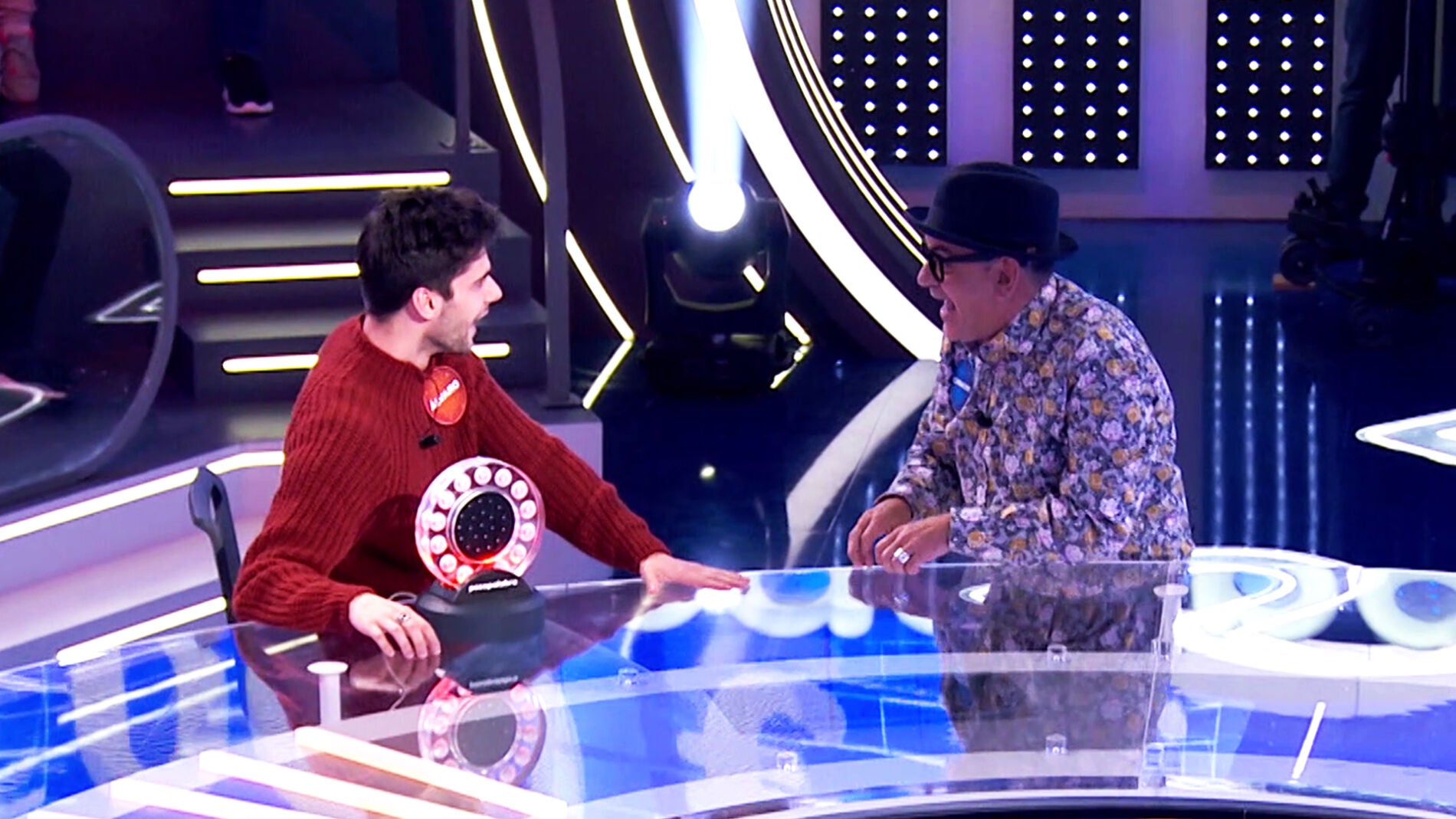 José Corbacho presiona a Álvaro Rico para averiguar el famoso tema de ‘La Pista’