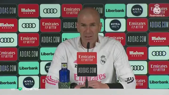 Zidane: "&iquest;Sergio Ramos? Lo que queremos es que se quede aqu&iacute;"