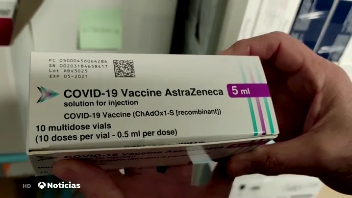 El Reino Unido investiga 30 casos de trombos entre personas vacunadas contra el coronavirus con AstraZeneca El Reino Unido investiga 30 casos de trombos entre personas vacunadas contra el coronavirus con AstraZeneca