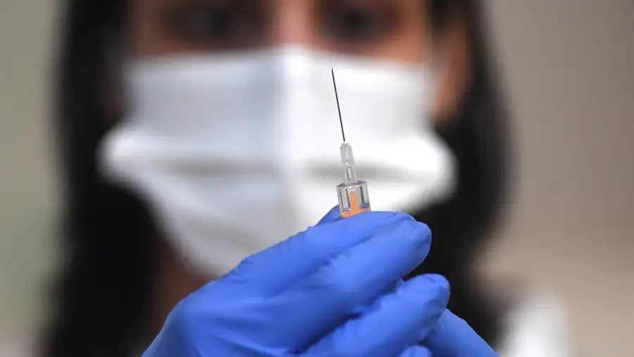 Vacunan contra el coronavirus a un niño de 8 años por "un error humano" en Estados Unidoss Vacunan contra el coronavirus a un niño de 8 años por "un error humano" en Estados Unidoss