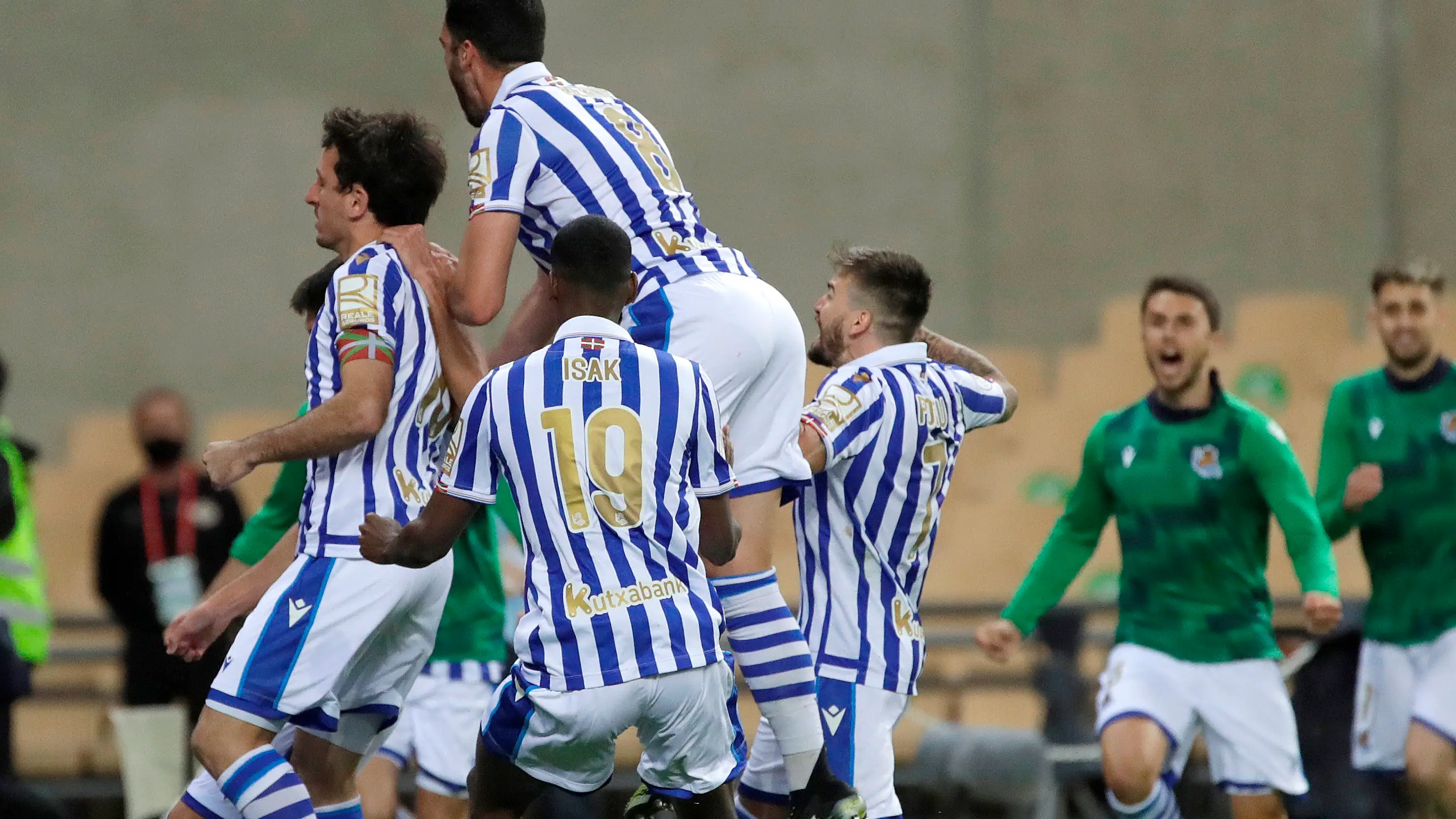 La Real Sociedad gana una final histórica ante el Athletic de Bilbao y consigue su tercera Copa del Rey La Real Sociedad gana una final histórica ante el Athletic de Bilbao y consigue su tercera Copa del Rey