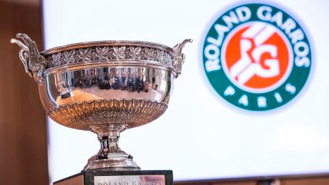 La Copa de los Mosqueteros, el ic&oacute;nico trofeo de Roland Garros