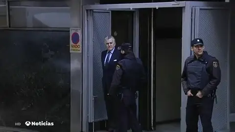 Bárcenas sale de prisión para disfrutar de los primeros seis días de permiso Bárcenas sale de prisión para disfrutar de los primeros seis días de permiso