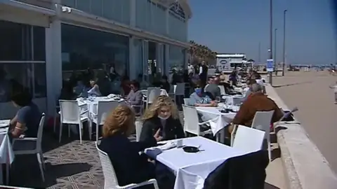 Playa en día festivo Playa en día festivo