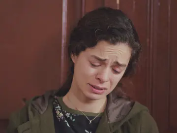 Yeliz regresa a la vida de Bahar en uno de sus días más especiales Yeliz regresa a la vida de Bahar en uno de sus días más especiales