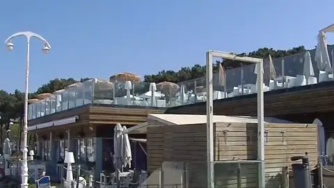 Brote de coronavirus en una fiesta ilegal en Galicia Brote de coronavirus en una fiesta ilegal en Galicia