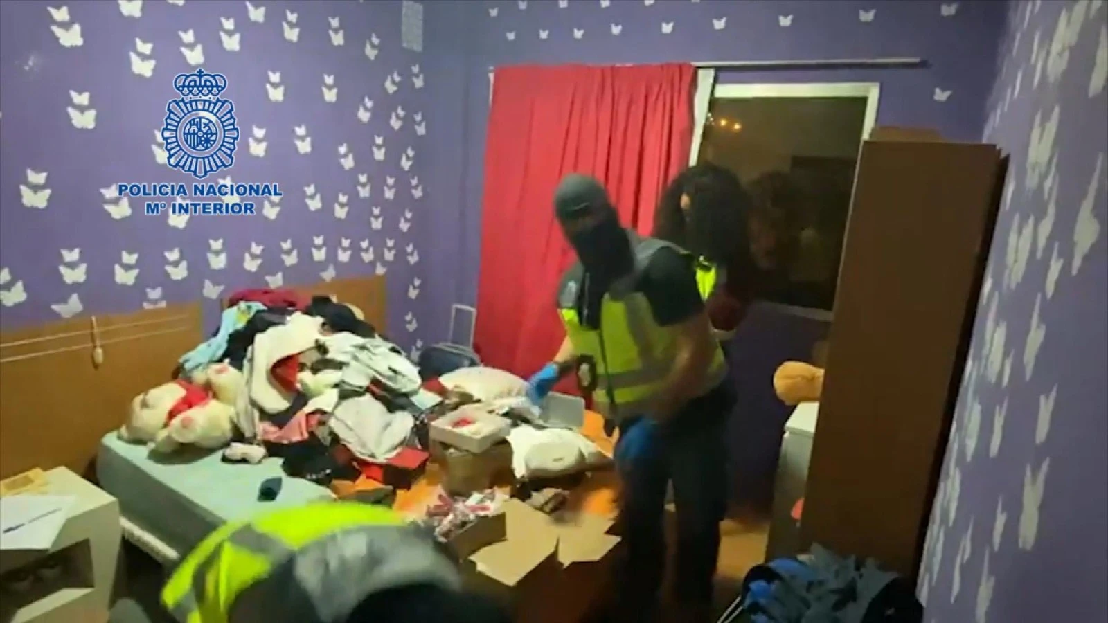 Detenidos 9 presuntos proxenetas en Tenerife