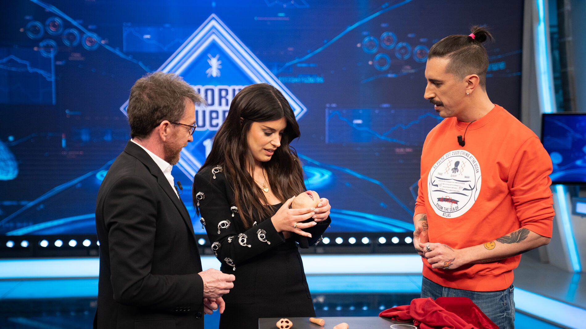 "&iexcl;Qu&eacute; heavy!", Dulceida alucina con los objetos humanos hiperrealistas en 'El Hormiguero 3.0'